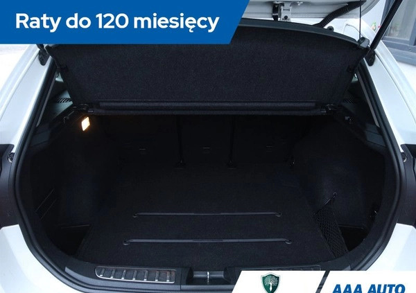 BMW X1 cena 61500 przebieg: 137599, rok produkcji 2015 z Zbąszyń małe 301